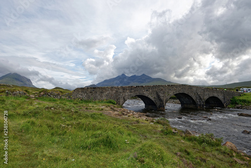 Schottland - Isle of Skye - River Sligachan photo