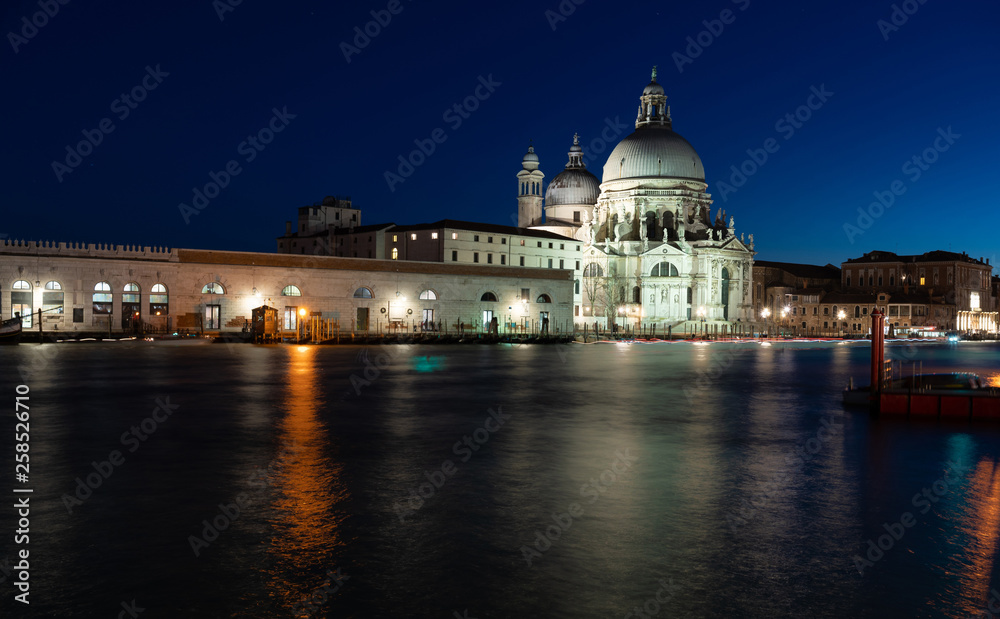Fototapeta premium Venice santa maria della salute