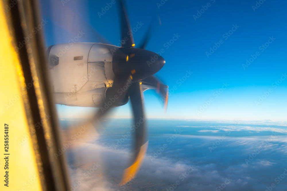 Obraz premium View from propeller plane window