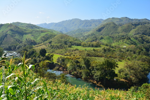 Paysage Lanquin Verapaz Guatemala photo