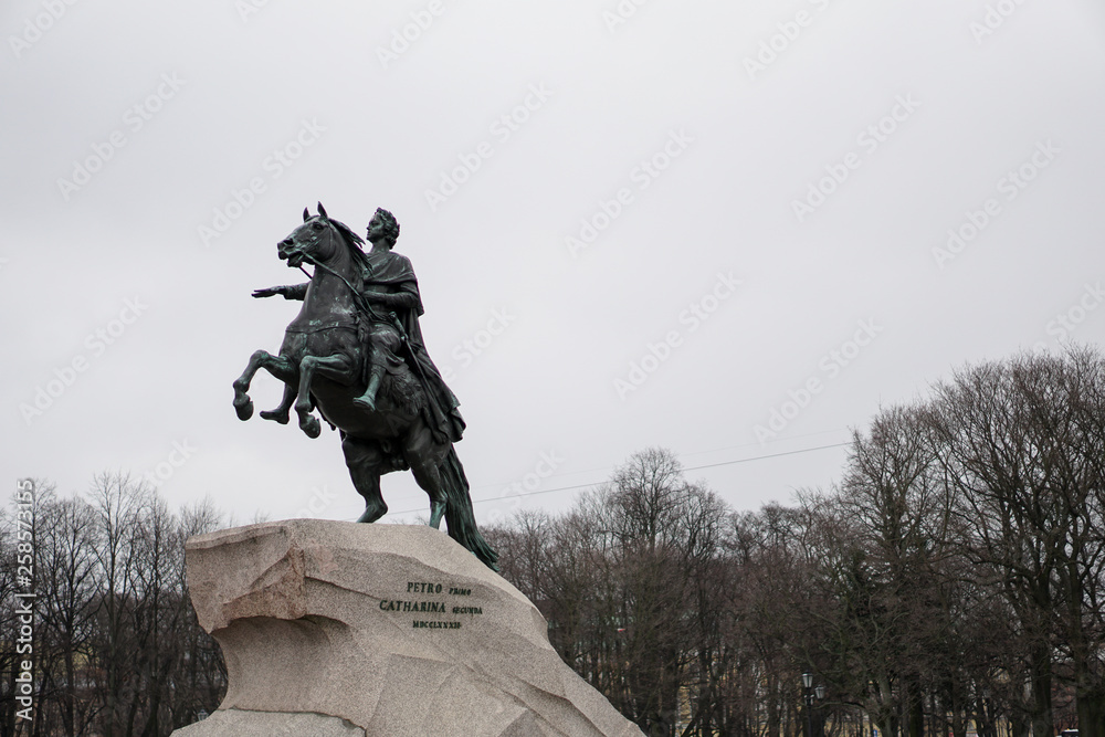 Fototapeta premium Monument to Peter the Great (Bronze horseman) on Senate square. Saint Petersburg-Russia