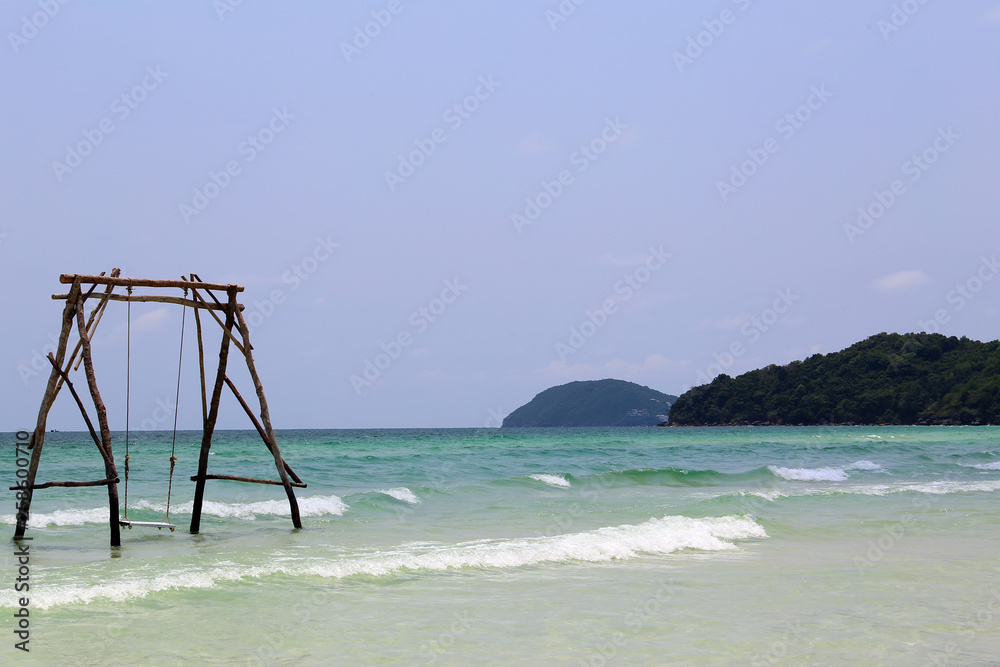 Swing in the ocean Swing in the ocean