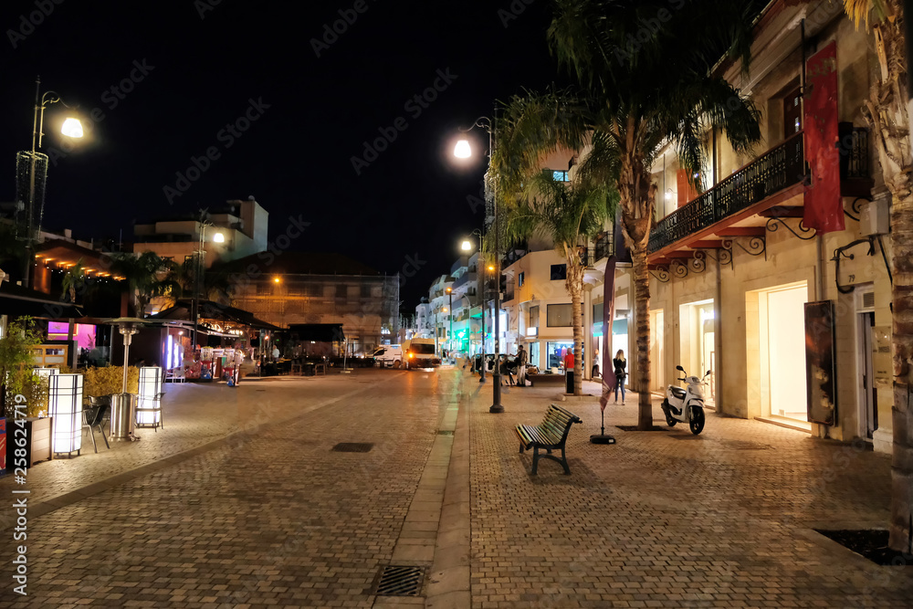 Larnaka at night.