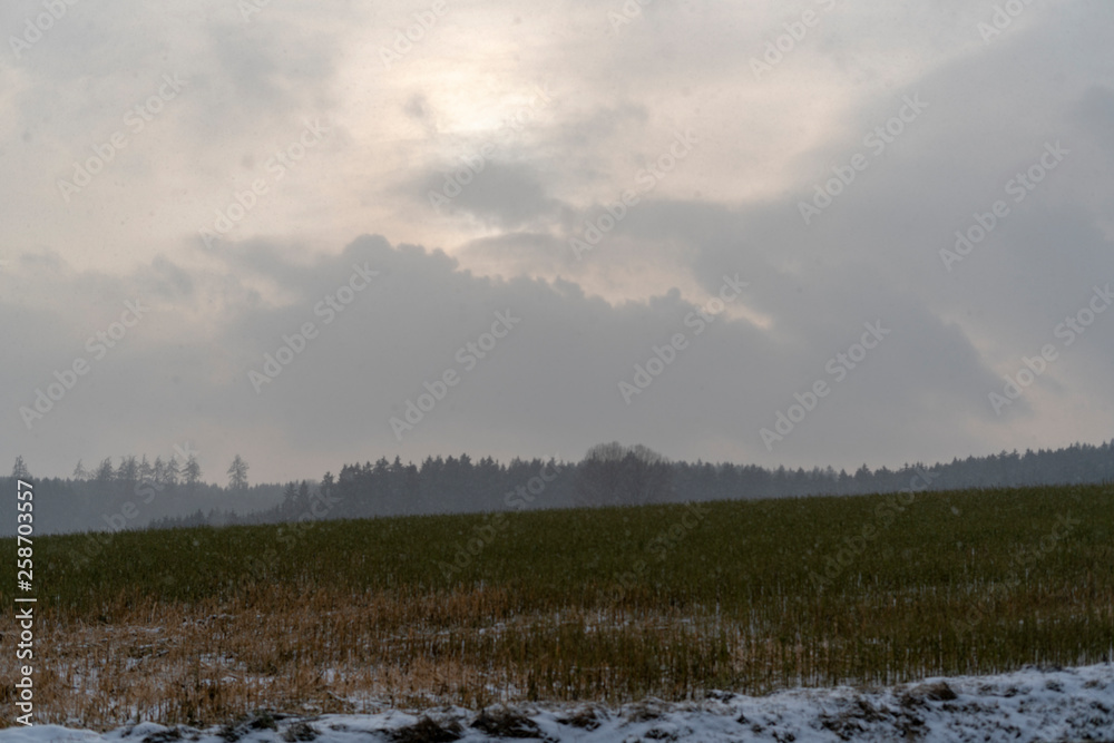 Fototapeta premium Wolken Sturm Sonne