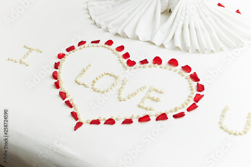 Flower petals bed decoration surprise