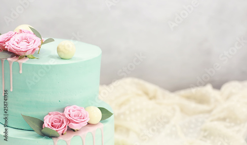 Confectionery flavored cakes for a holiday