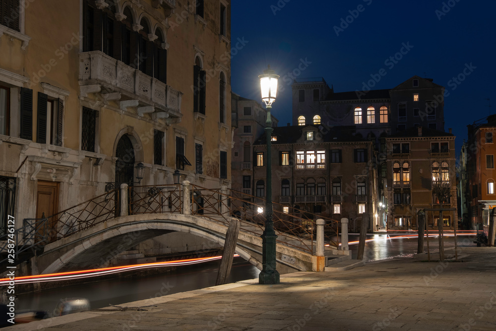 Fototapeta premium Venice by night