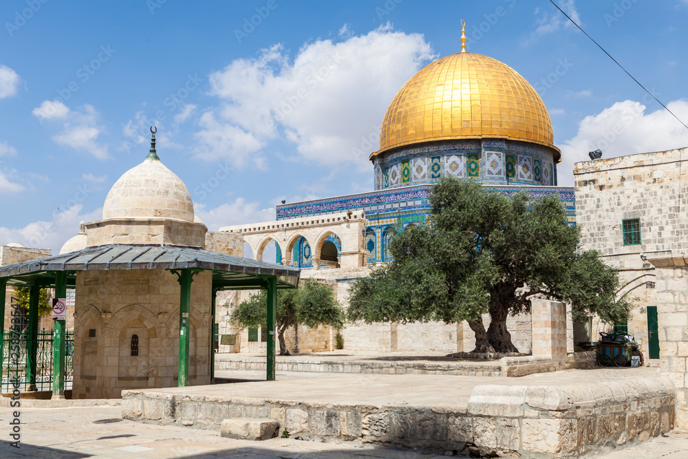 Obraz premium Nice view of Dome of the Rock