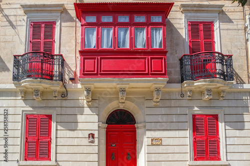 Obraz na płótnie Traditional Maltese house with balconies in Rabat (Ir-Rabat), Malta w salonie