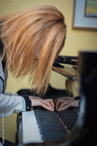 Ritratto di una pianista