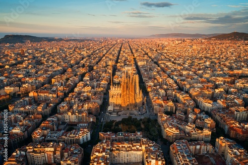 Canvas Print Sagrada Familia aerial view