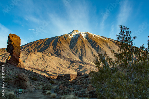 Spectacular view to the Pico del Teide in tenerife