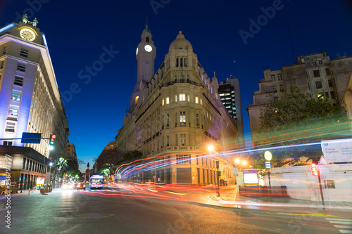 Nighttime scene in the city of Buenos Aires