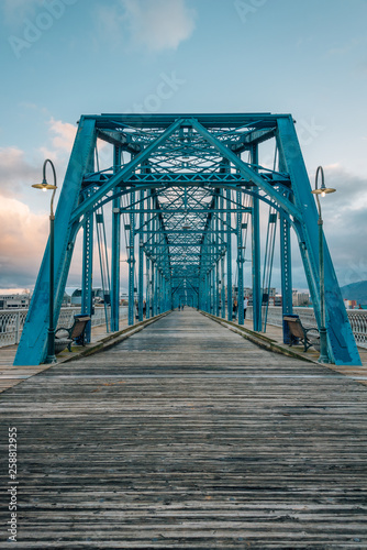 The Walnut Street Bridge, in Chattanogga, Tennessee