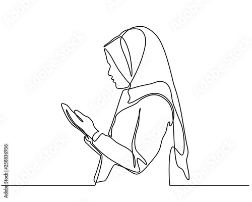 continuous line drawing with silhouette design a woman raises his hand and prayer. can for mubarak Ramadan greeting cards, ramadan kareem, invitations to the Muslim community. in single line style