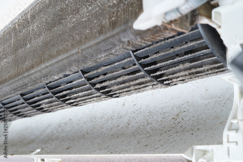 Inside the air conditioner is very dirty. photo