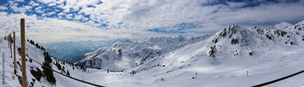 Panorama na alpy 