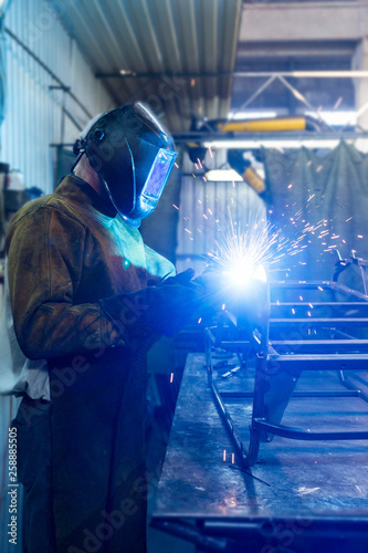 welder weld assembles metalwork