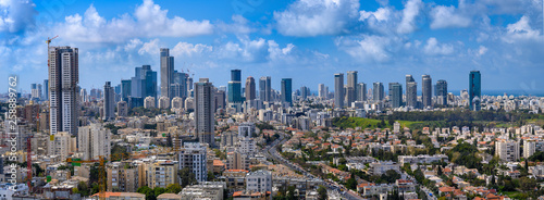 Fotografia Panoramic cityscape of  Tel Aviv skyscrapers, Israel