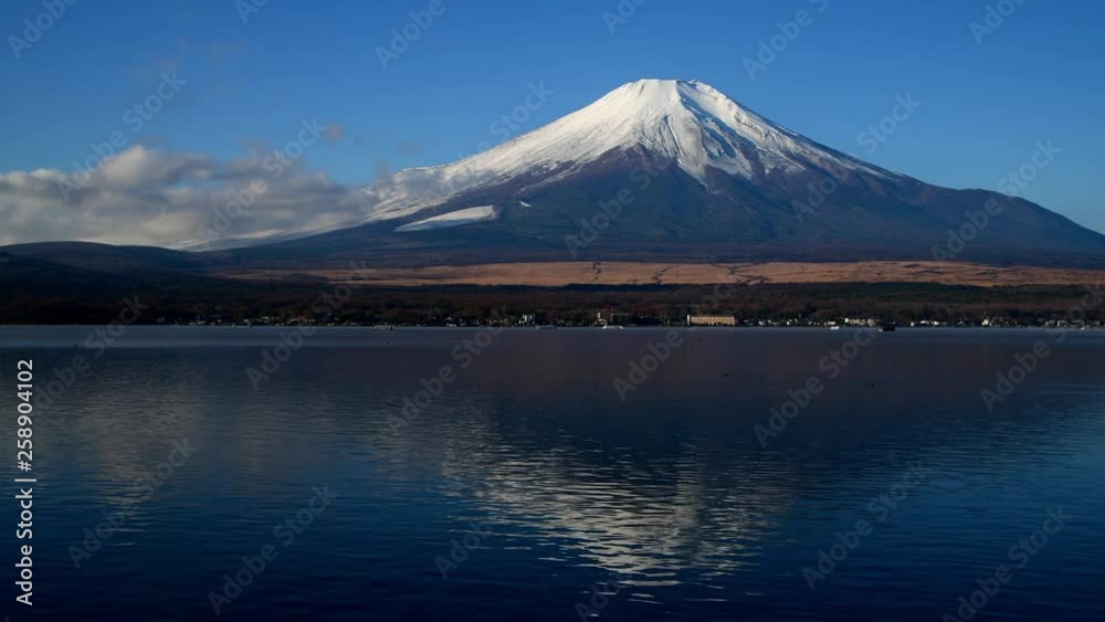あさの富士山と山中湖 あさの富士山と山中湖