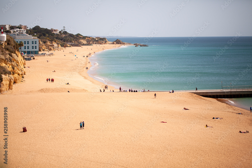 Playa de Albufeira, Algarve (Portugal) Playa de Albufeira, Algarve (Portugal)
