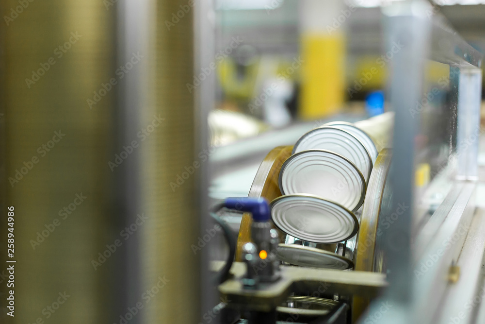 Conveyor cans, production line