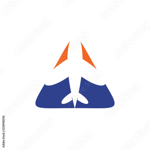 Travel logo with plane icon illustraiton