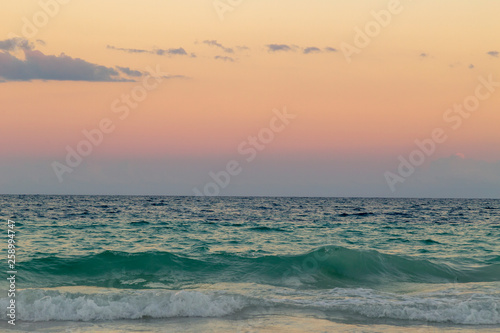 Sunrise over the beach of the Mayan Riviera in Tulum, Quintana Roo, Mexico © @Nailotl