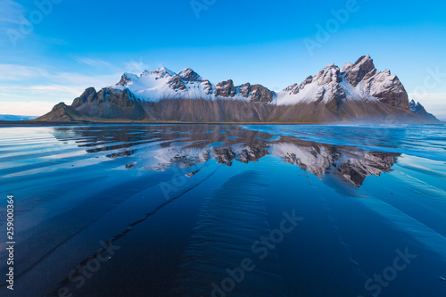 Icelandic mountains 