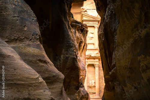 Schatzhaus in Petra photo