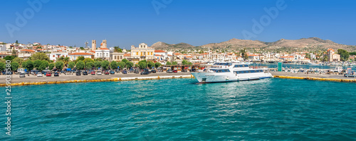 Fototapeta Naklejka Na Ścianę i Meble -  Panoramicview on greek island Aegina (Egina) at sunny summer day