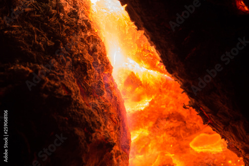 Burning fire, flame and fire are the hellish element of fire. Hell Gate