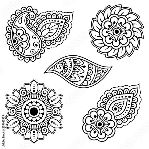 Set of Mehndi flower pattern for Henna drawing and tattoo. Decoration in ethnic oriental, Indian style.