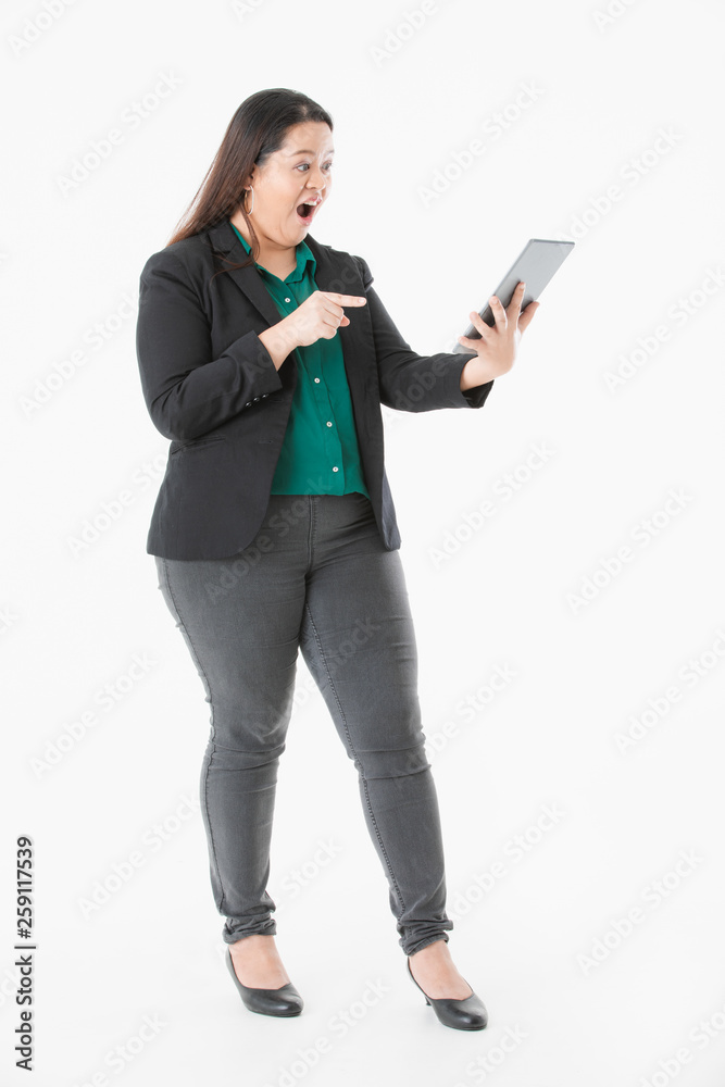 Plump lady in smart casual