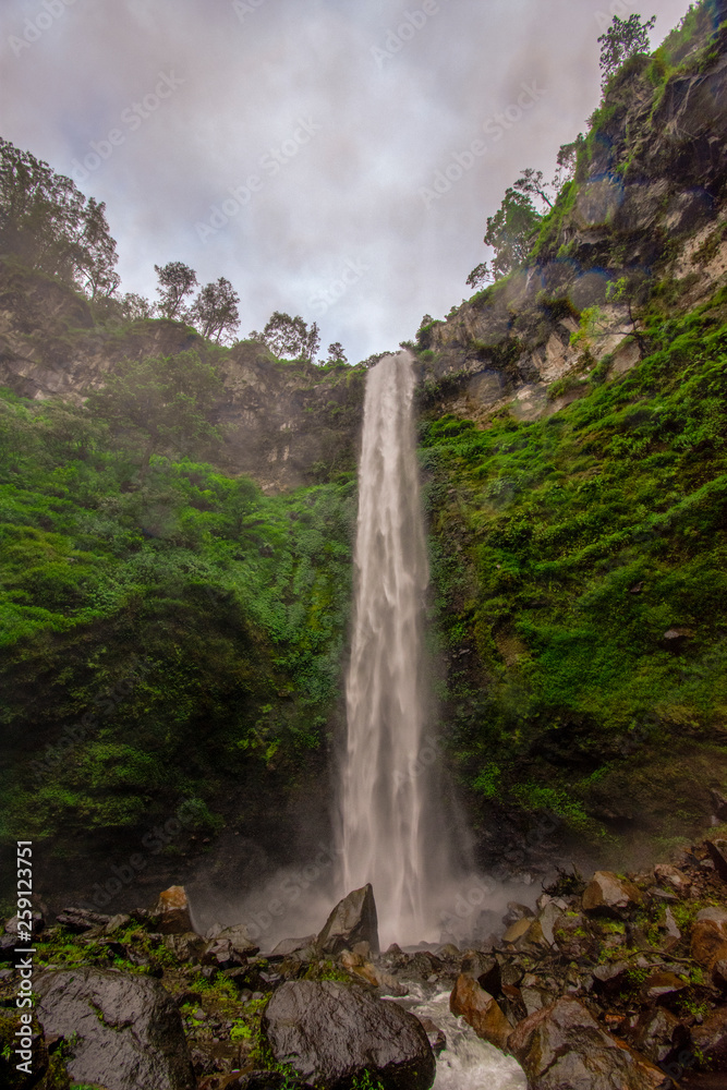Fototapeta premium Waterfall Coban rondo Indonesia Java