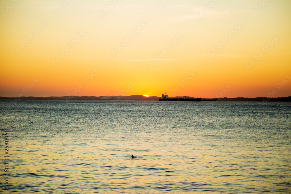 Naklejka premium Por do Sol em Salvador