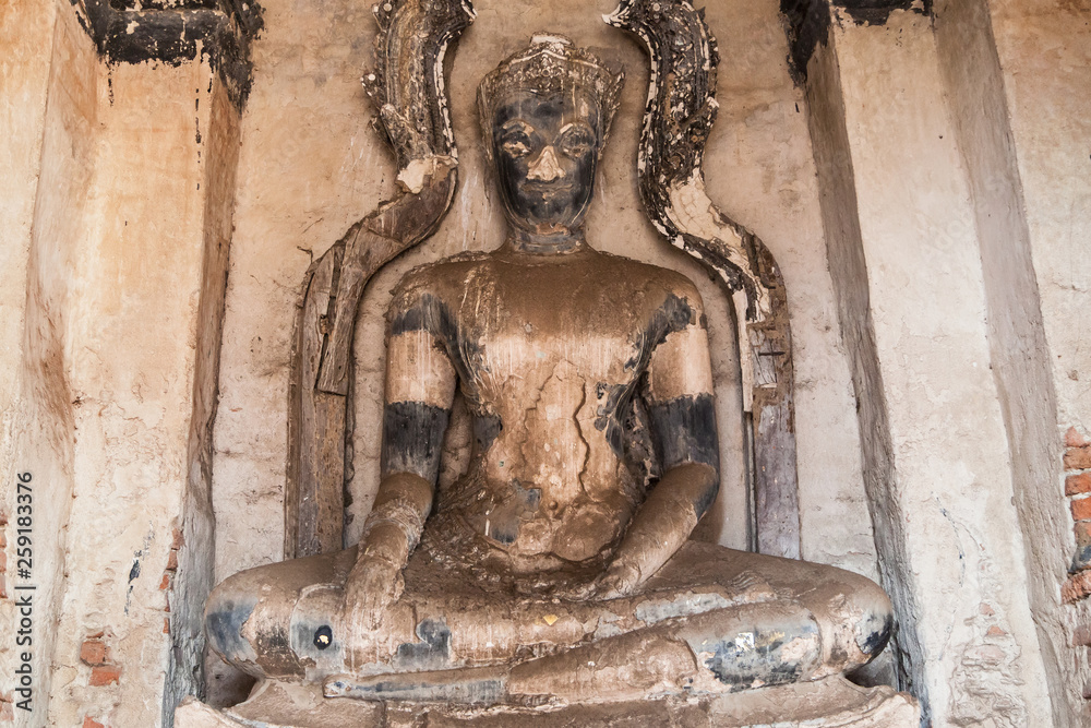 Buddha within the Meru at Wat Chaiwatthanaram