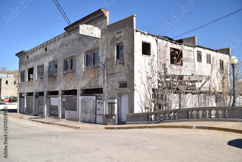 Miami, Arizona. U.S.A. January 30, 2018. Arizona copper mining ghost-town in ruins: boom 1910 to bust 1950s. Time, weather, fire and vandalism brought blight that shuttered Miami’s buildings, homes 