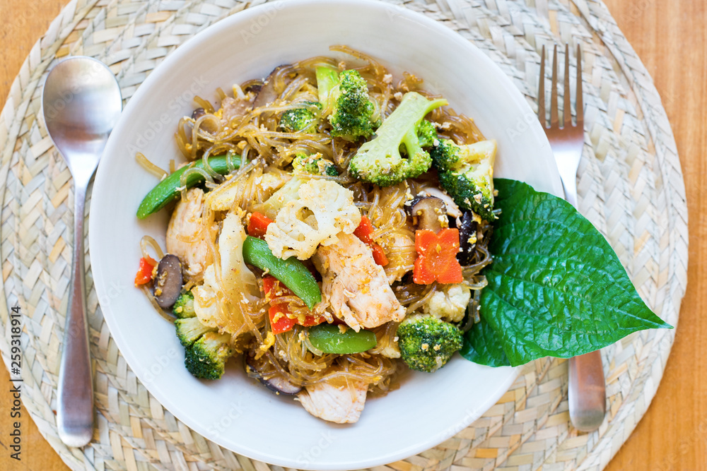 Stir fried noodle shrimp chicken vegetables Stir fried noodle shrimp chicken vegetables