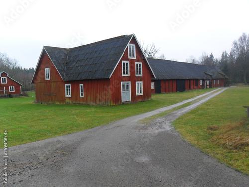 Maison bois rouge scandinavie