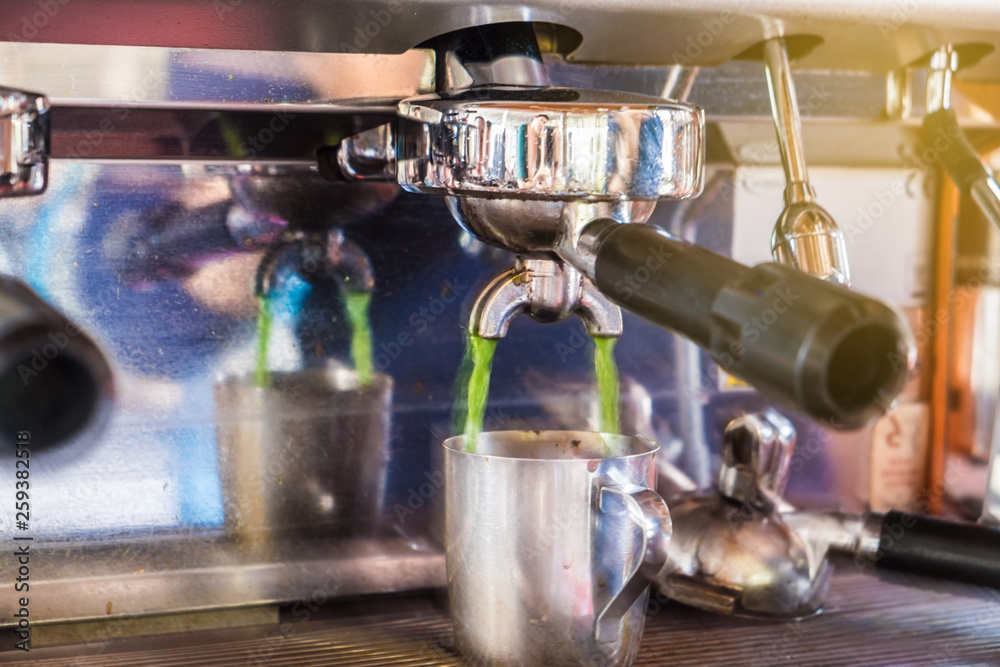 Coffee pouring machine with cup Coffee pouring machine with cup