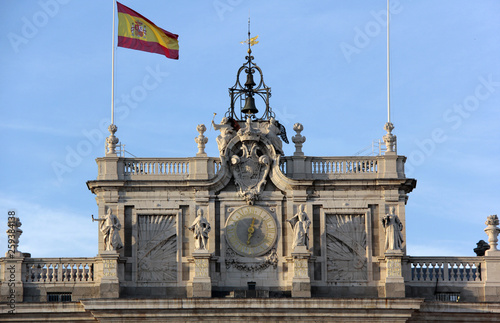 clocher et horloge du palais royal