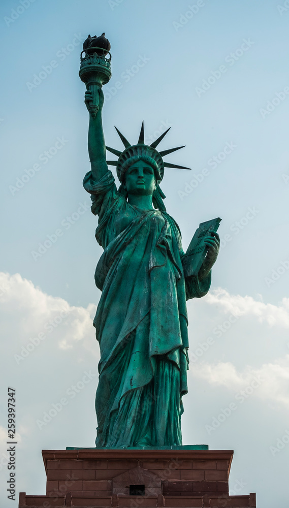 Fototapeta premium statue of liberty