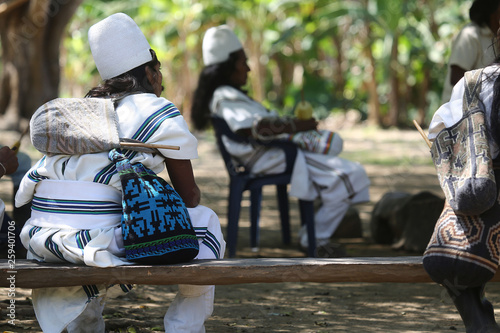 indigenas arhuacos-colombia