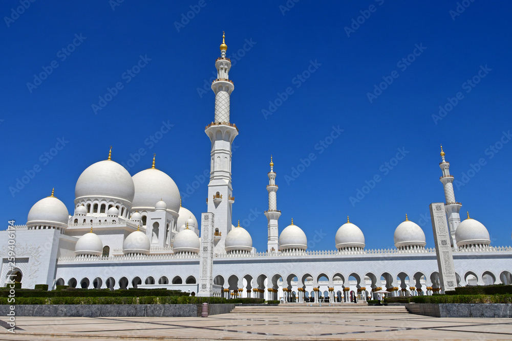 Sheikh Zayed Grand Mosque, Abu Dhabi, United Arab Emirates