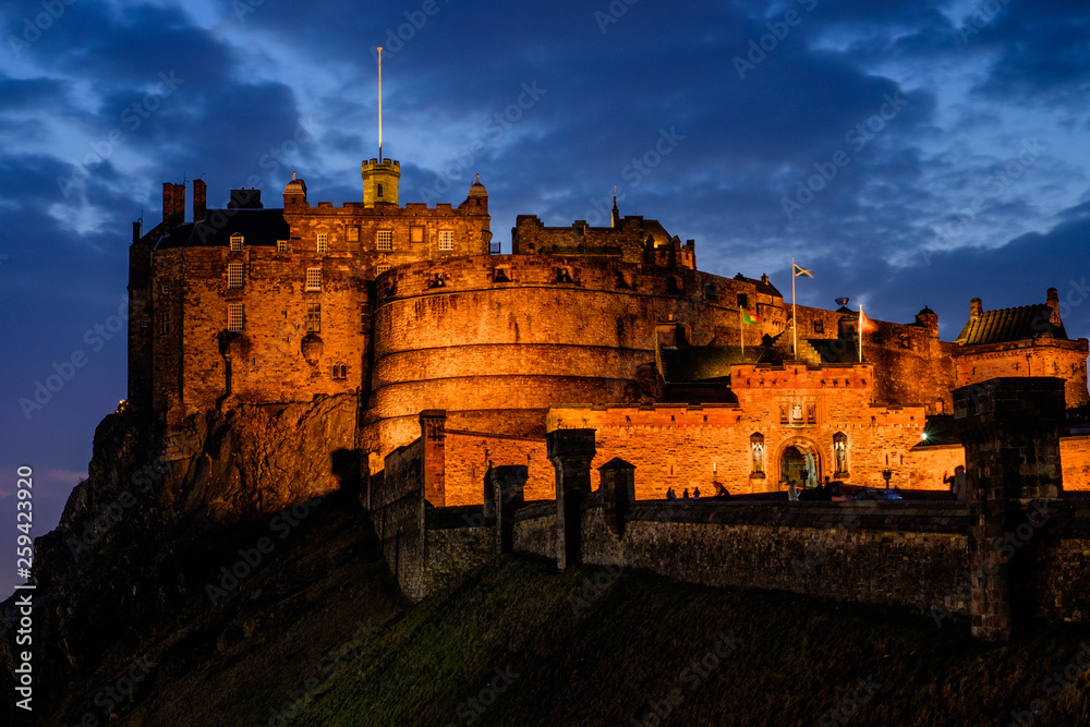 Fototapeta premium Beautiful medieval castle blackrock in Edinburg Scotland, Delightful sunset.
