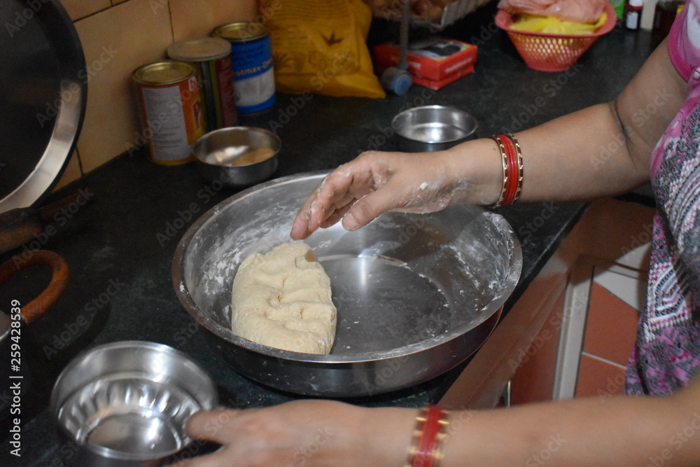 Fototapeta premium kneading dough