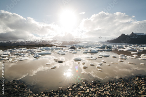 Sun over Jökulsárlón
