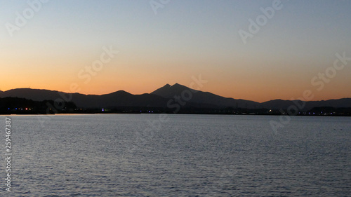 霞ヶ浦から筑波山 夕景