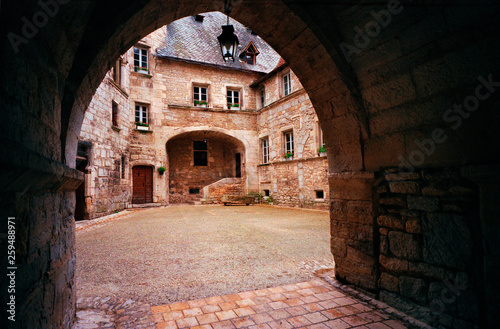 Auvergne  Martel  Courtyard